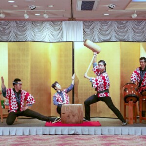 祝い餅つき/「めでたや」